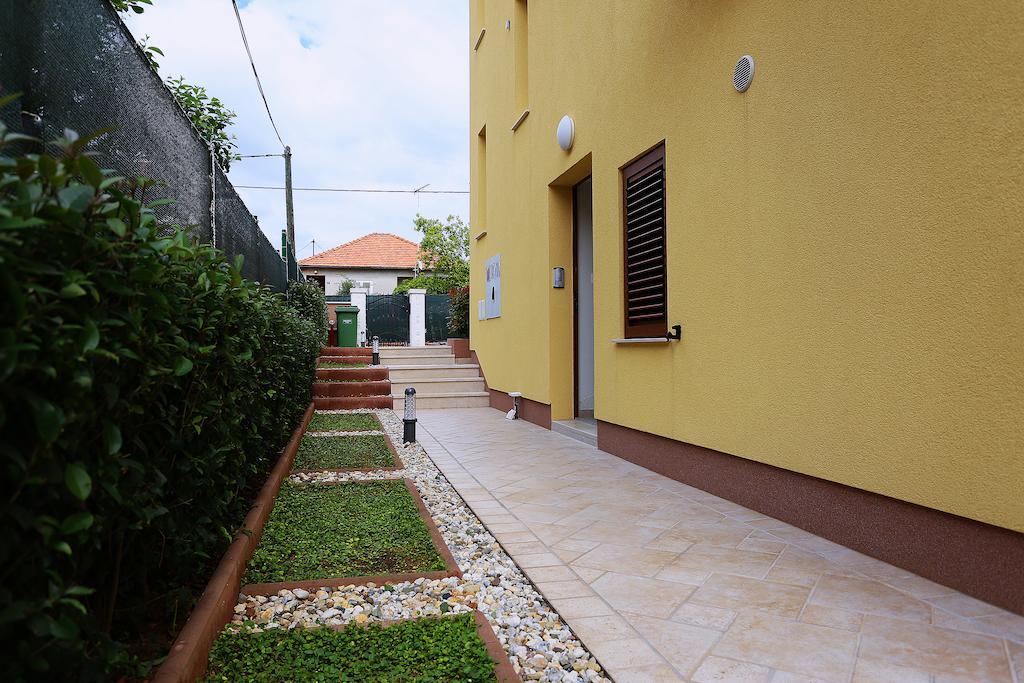 Apartments Ivana - Iva Zadar Exterior photo